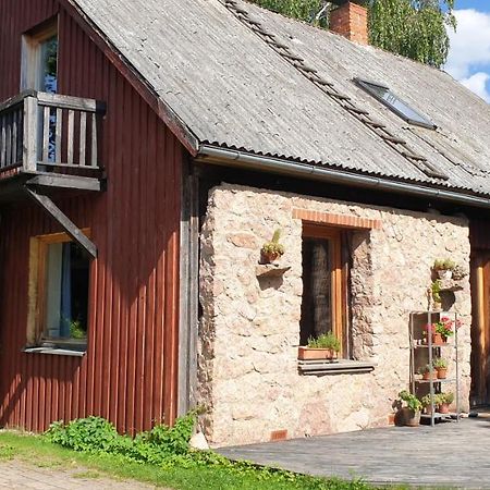 Majiga Istaba Ar Balkonu Un Vannasistaba, Bezmaksas Velo Noma Iecava Zewnętrze zdjęcie